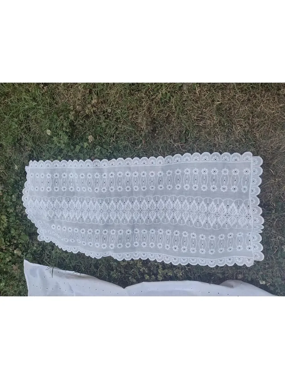 8pc Vintage Eyelet Lace Cutwork Linen Table Runner Lot Cottagecore Shabby Chic